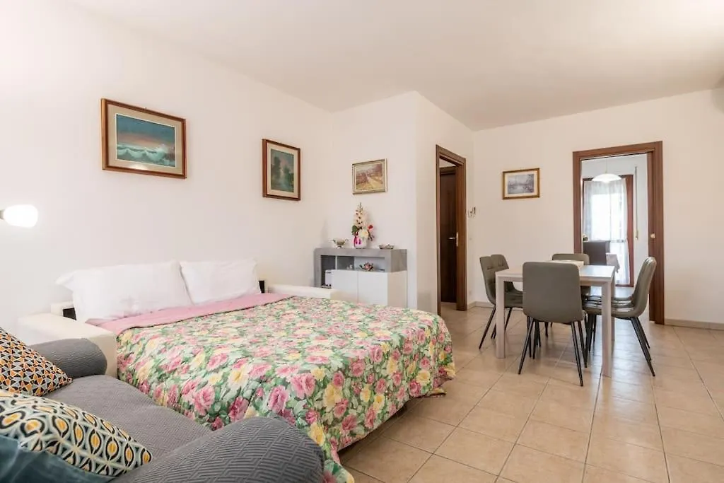Grace'S House Apartment Pisa Italy